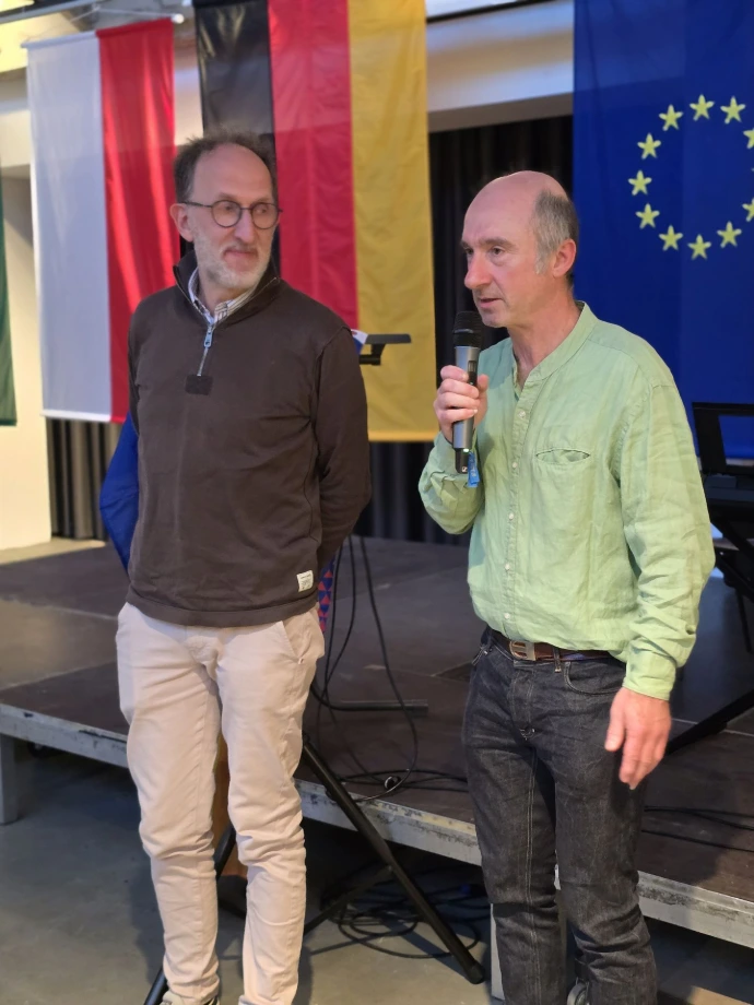 Gäste aus Frankreich bei den Grußworten