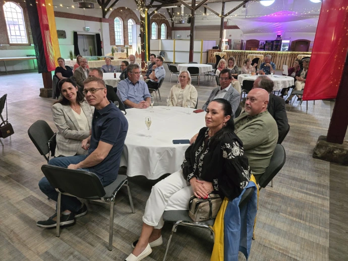 Gäste und Gastgeber beim Festakt im Zechensaal